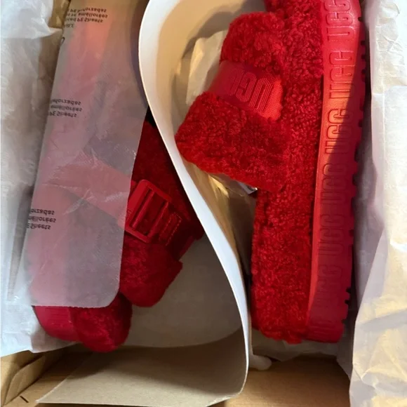 UGG Red Fluffita Slide Sandals  W 8 NIB HTF - Picture 7 of 9